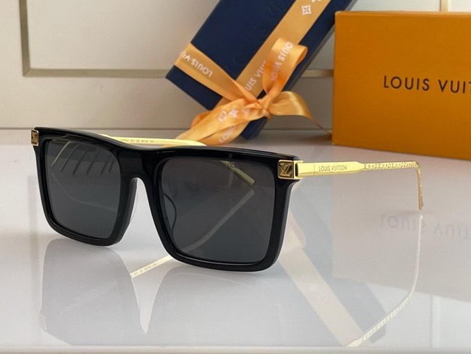 Louis Vuitton Sunglasses ID:20230516-56